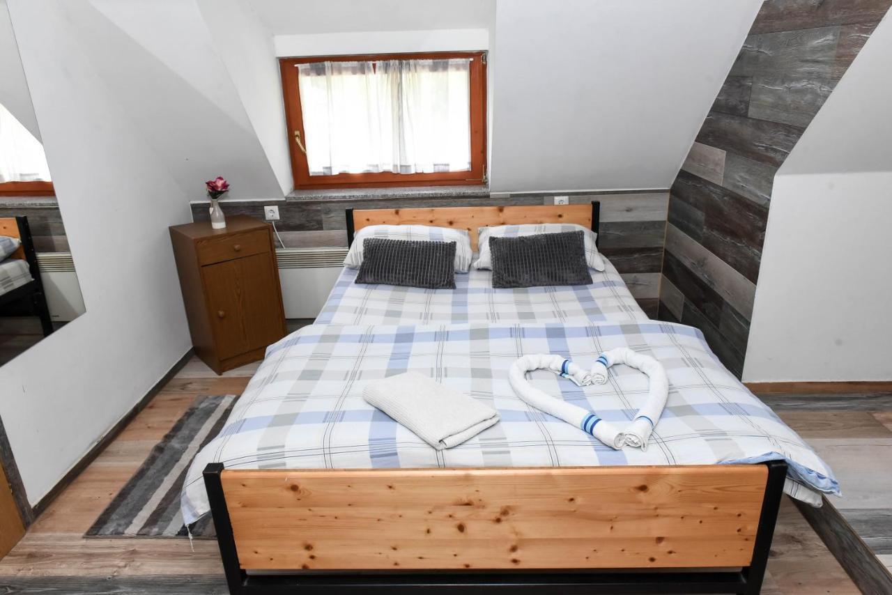 Sobe Sa Kupatilom Jajce Zewnętrze zdjęcie
