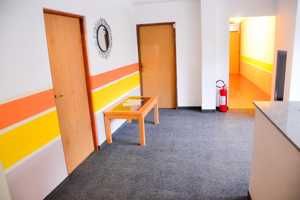 Sobe Sa Kupatilom Jajce Zewnętrze zdjęcie